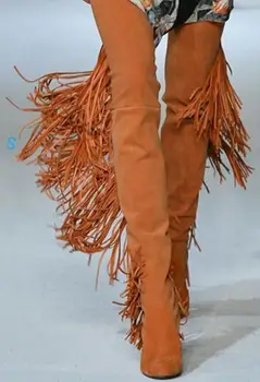 Оранжеви модерен дамски ботуши над коляното от велур и кожа, Пикантен дамски ботуши на масивна ток с ресни и с остър пръсти, женски престрелки ботуши